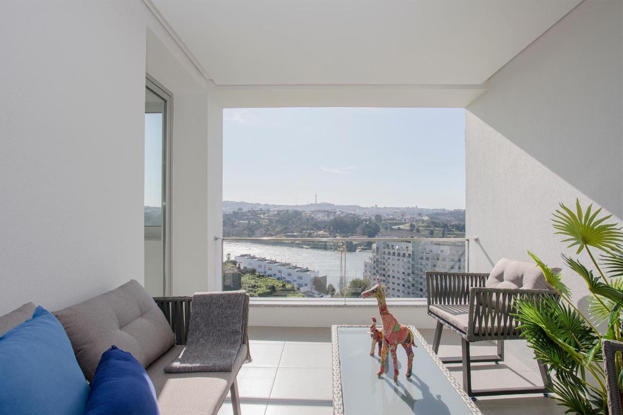 Liiiving In Porto - Luxury River View Apartments Valbom  Exterior foto