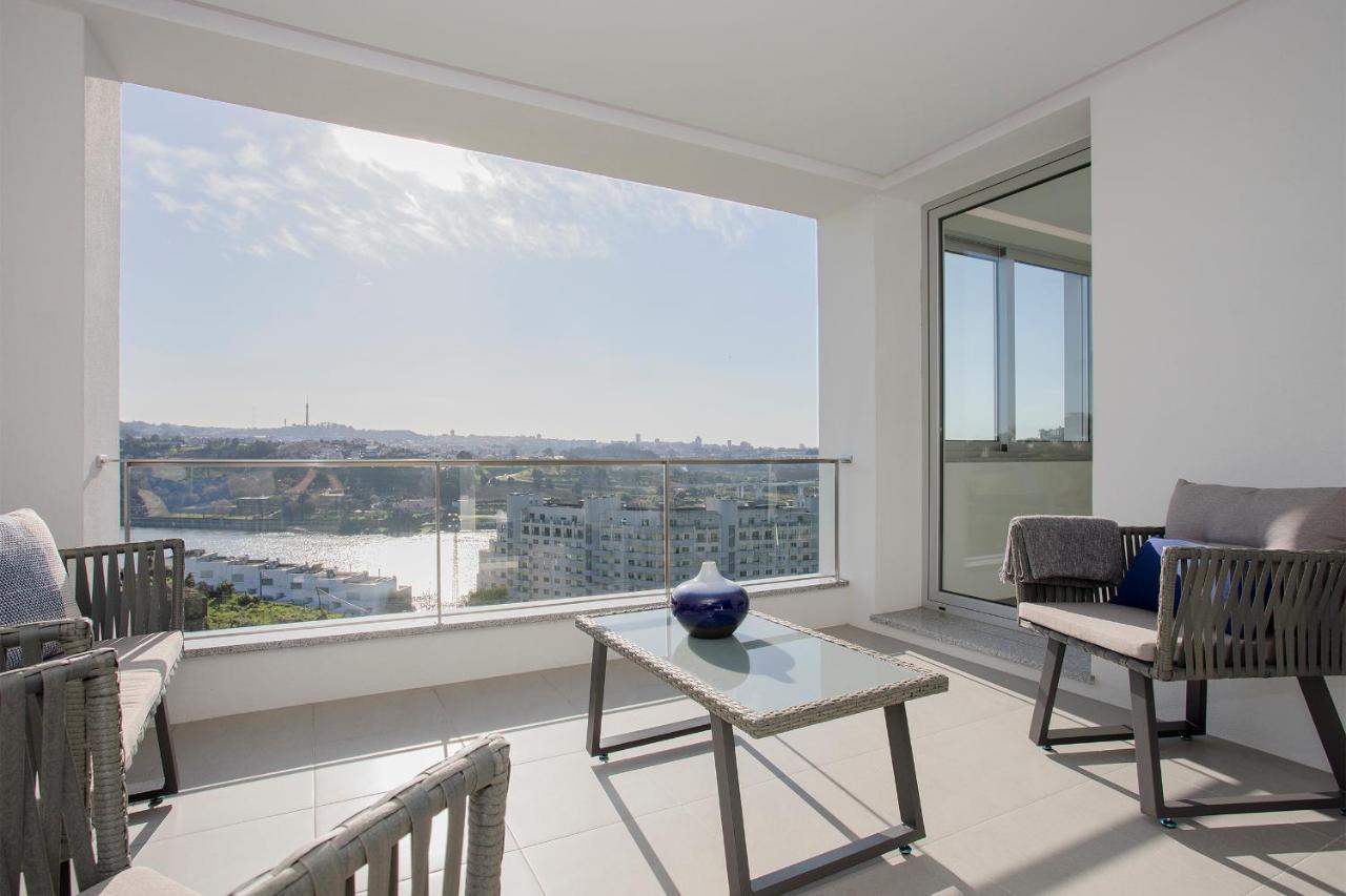 Liiiving In Porto - Luxury River View Apartments Valbom  Exterior foto