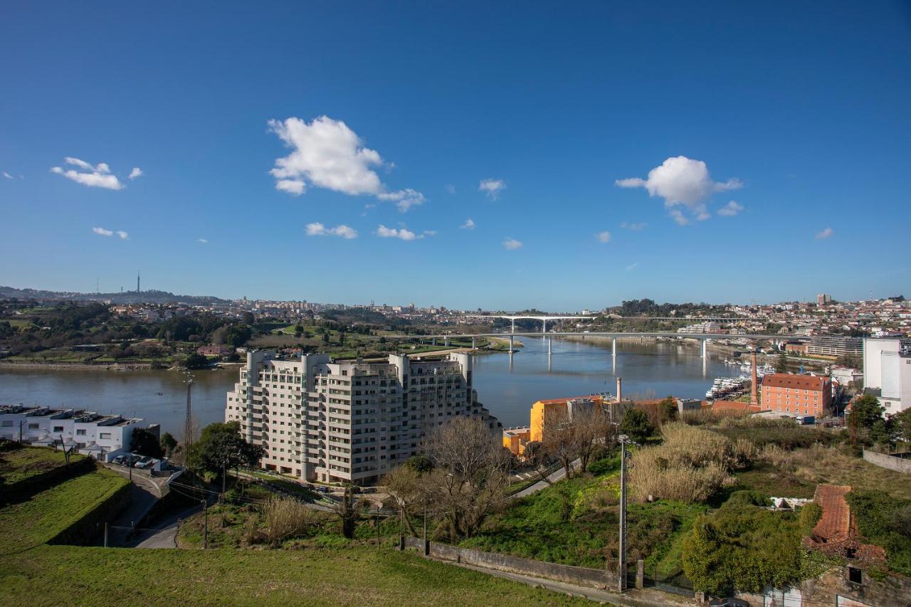 Liiiving In Porto - Luxury River View Apartments Valbom  Exterior foto
