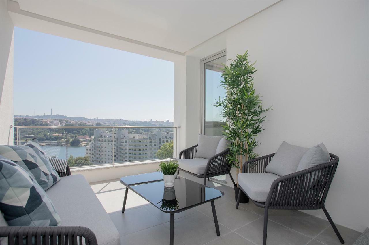 Liiiving In Porto - Luxury River View Apartments Valbom  Exterior foto
