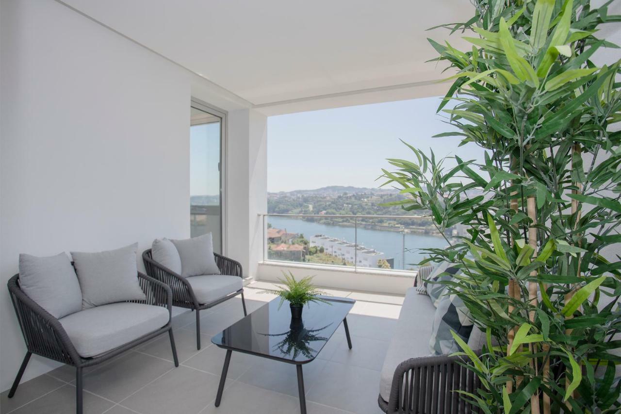Liiiving In Porto - Luxury River View Apartments Valbom  Exterior foto